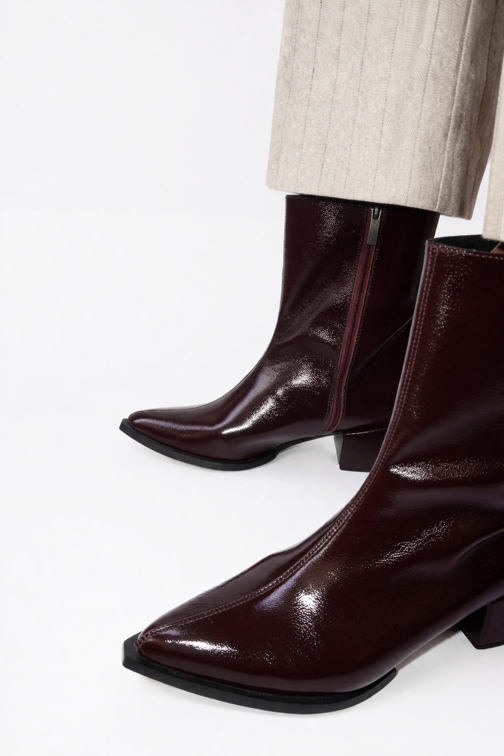 Helena Burgundy