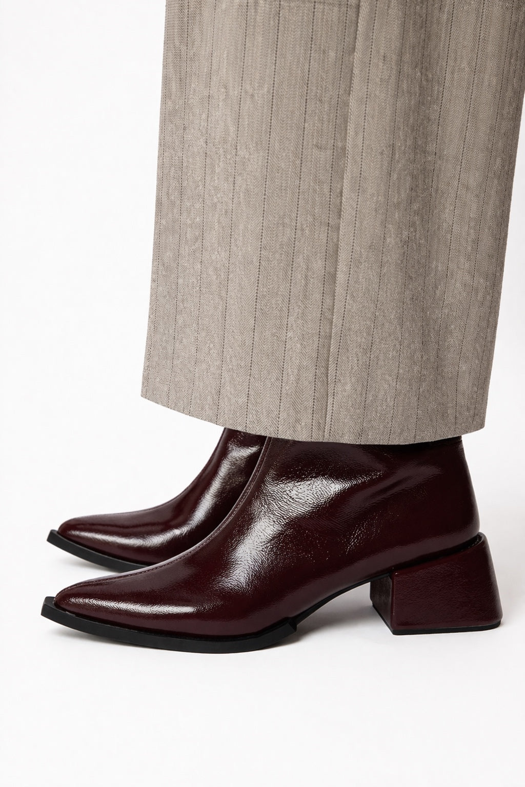 Helena Burgundy